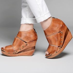 Bed Stu wedge Sandal